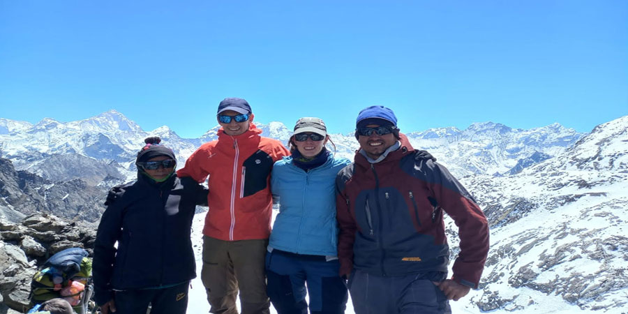 Everest base camp trekking in January