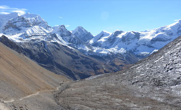 Annapurna High pass trekking 