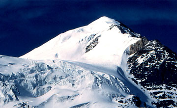 Chulu West peak climbing